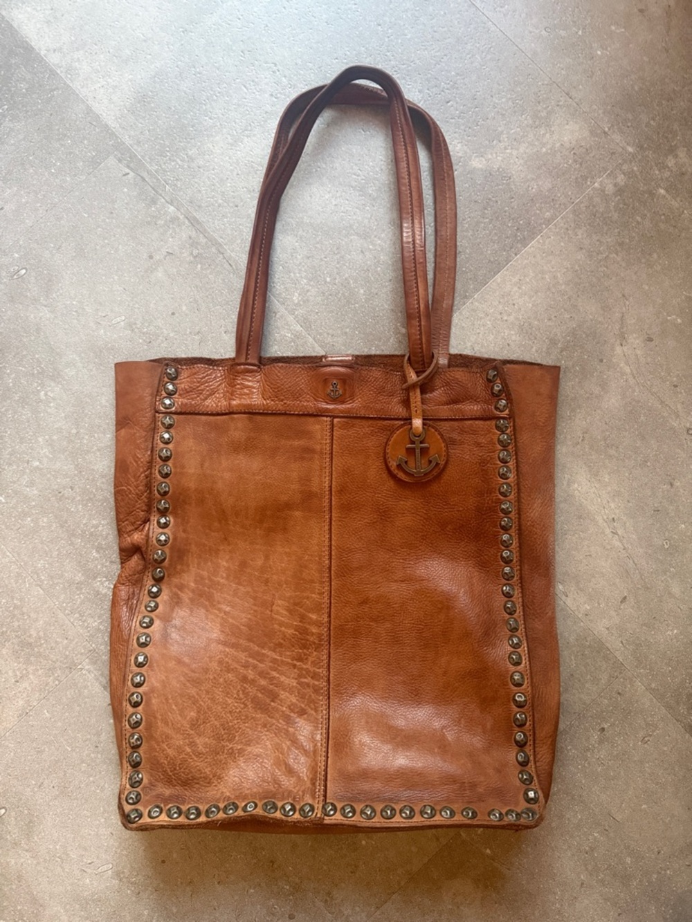 Barbour 2nd Stud-Trim Genuine Leather Tote in Rich Chestnut Brown - Picture 6 of 13